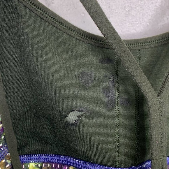 Lululemon Flow Y Sports Bra Floral Multi Gator Green Luon Workout FLAW Size 6 - Picture 6 of 8